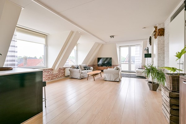 Woonkamer (Bij binnenkomst).jpg